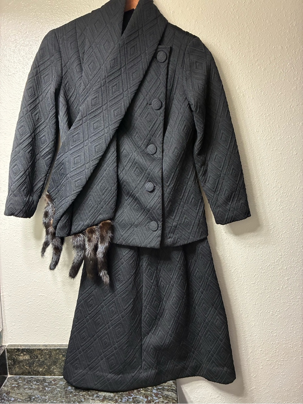 Vintage 1970’s Sears 3pc Matching Knit Set Top, Skirt, Scarf Black Jacquard Mink